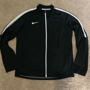 +++BOYS XL NIKE SOCCER TRACK SUIT+++